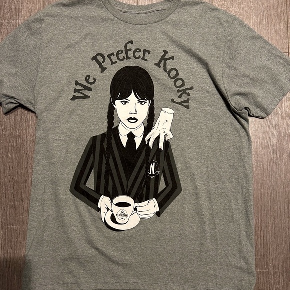 Wednesday Addams t-shirt Sz XL - Picture 2 of 3